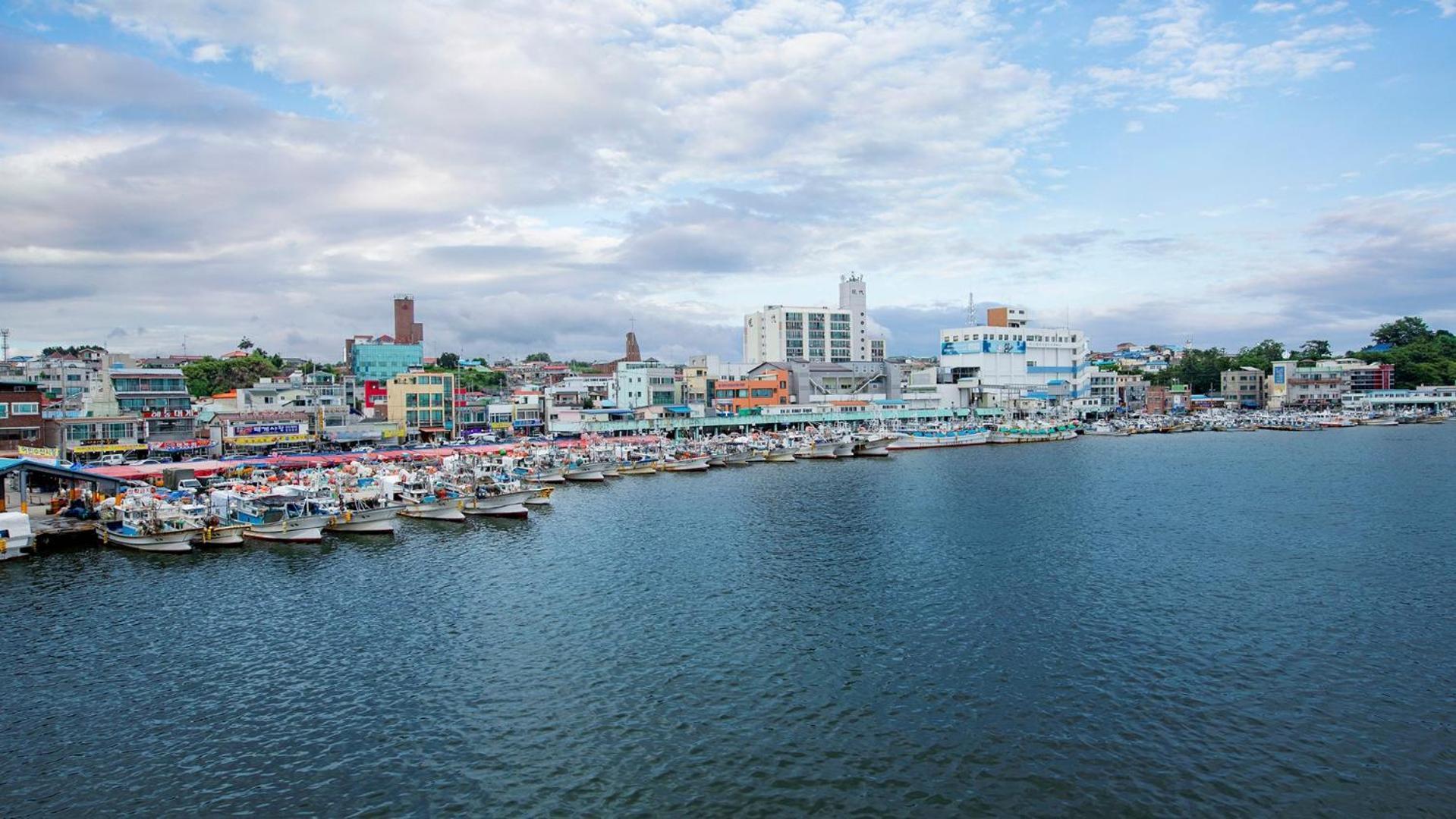 Gangneung Jumunjin Lighthouse Pension Екстериор снимка